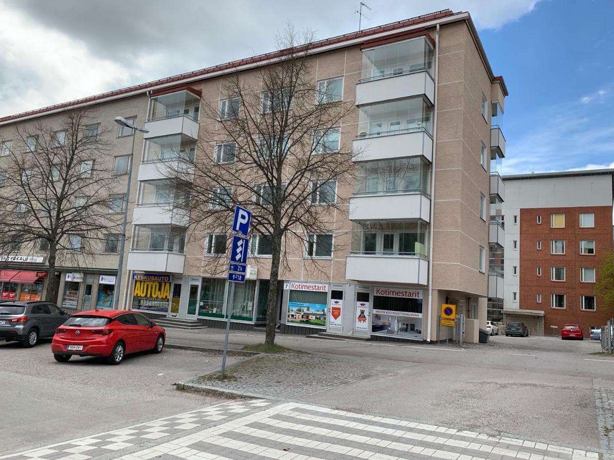 Travel Center Apartment Lahti Buitenkant foto